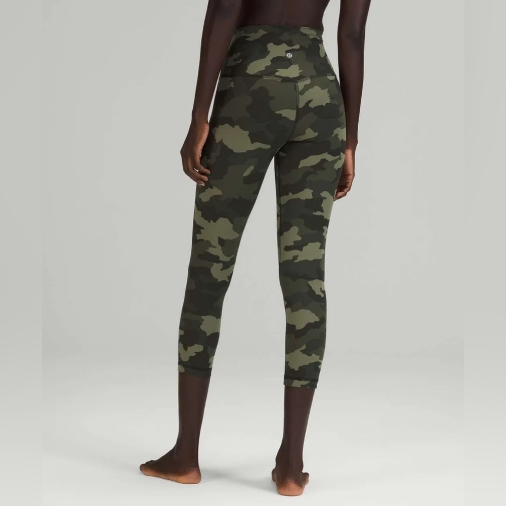 lululemon athletica Align High-Rise Crop Legging